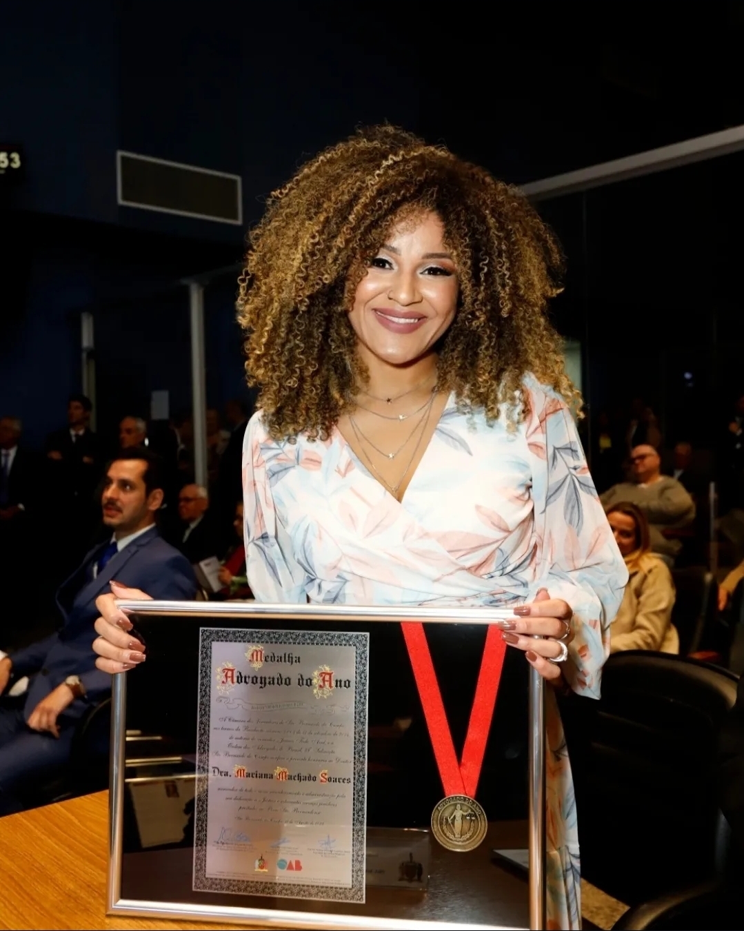 Dra. Mariana Machado Soares homenageada como Advogada do Ano
